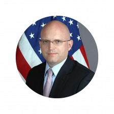 1123